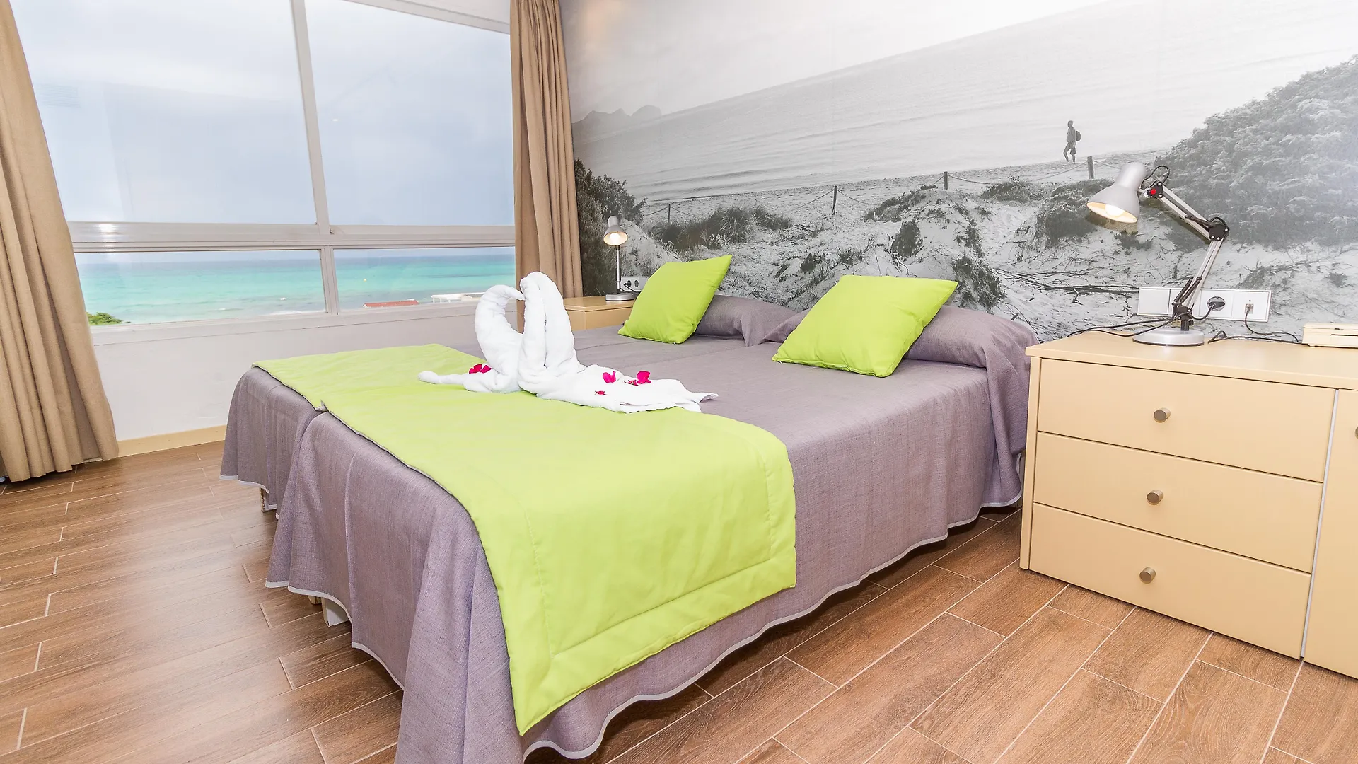 Eix Platja Daurada Hotel & Spa カン・ピカフォルト アパートホテル